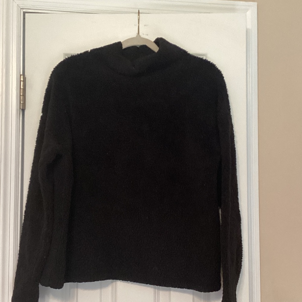 Super warm fleece Elegant Black mock turtleneck top
